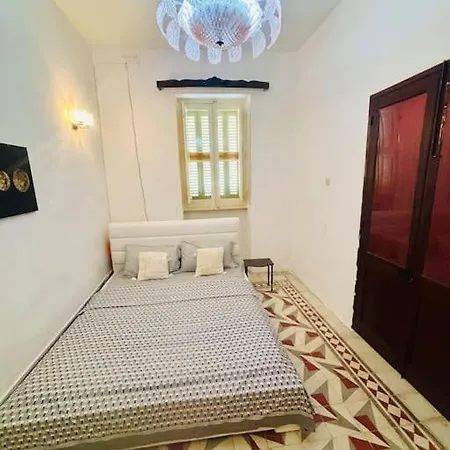 House In 5 Minutes Walking Distance To * 斯利马