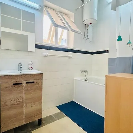 度假居 House In 5 Minutes Walking Distance To 斯利马