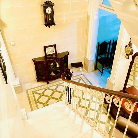 House In 5 Minutes Walking Distance To Holiday home Sliema