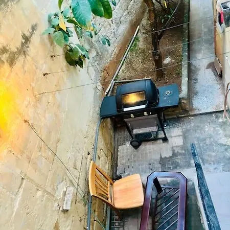 Holiday home House In 5 Minutes Walking Distance To *